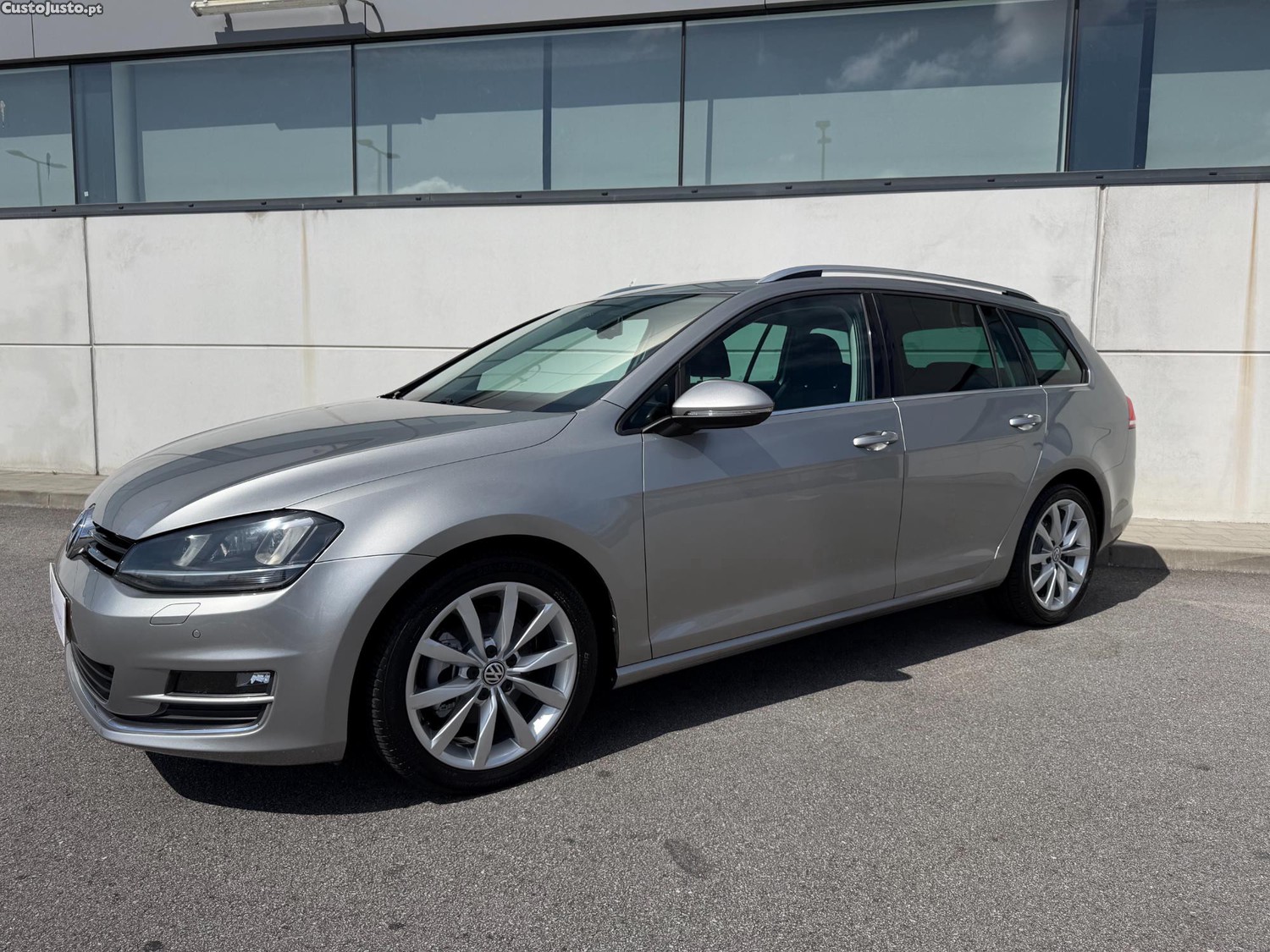 Volkswagen Golf Variant 1.6 TDI HIGHLINE - 155.000 KM - Todas as REVISÕES NA MARCA - UM PROPRIETÁRIO - NACIONAL — fotografia 2