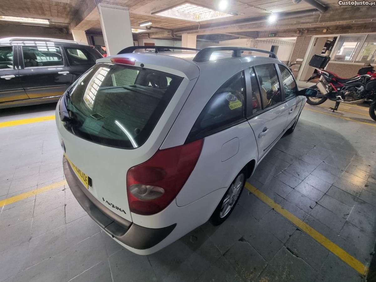 Renault Laguna 1.9 Dci Sw — fotografia 3