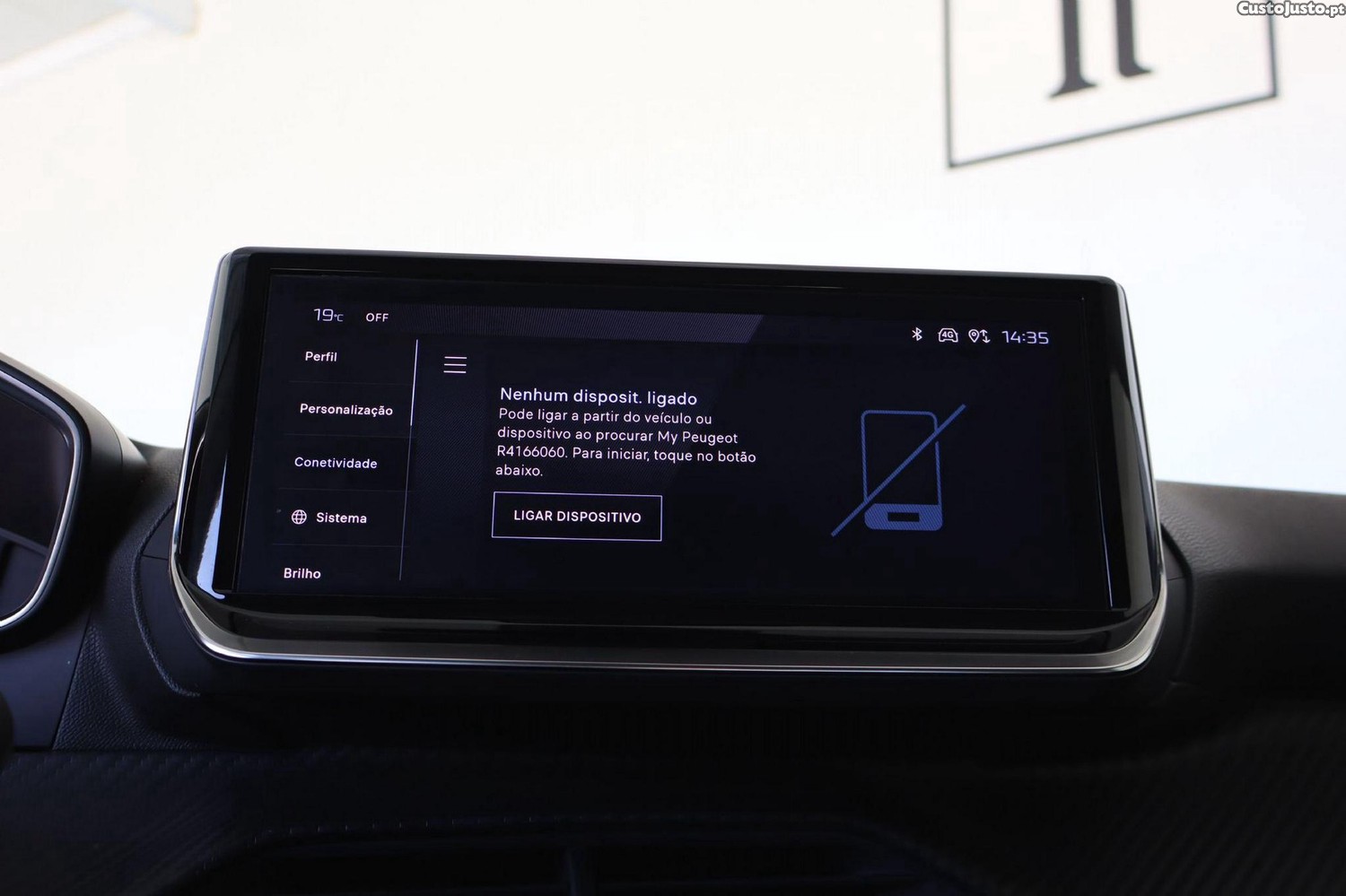Peugeot 208 1.2 Hybrid Allure e-DCS6 — fotografia 4