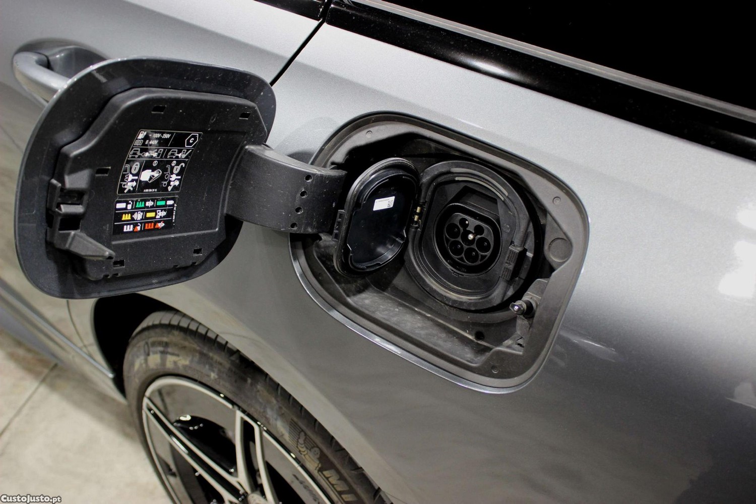 Mercedes-Benz C 300 de AMG Line — fotografia 19