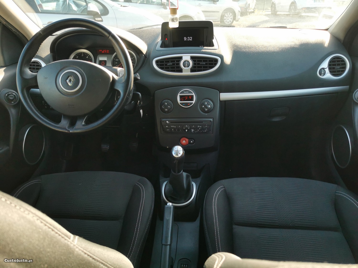 Renault Clio 1.5DCI C/GPS — fotografia 2