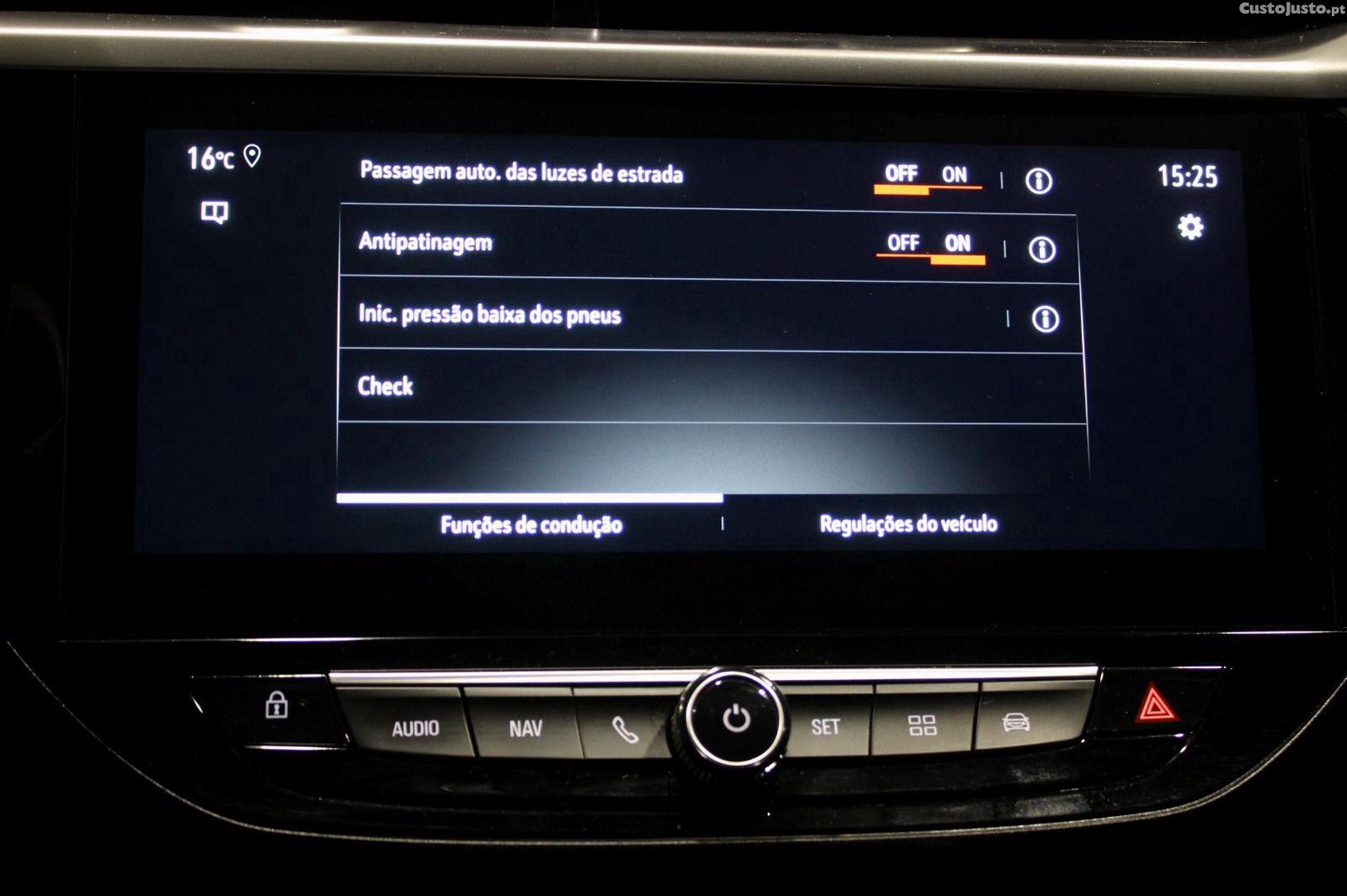 Opel Corsa 1.2 T Elegance — fotografia 9