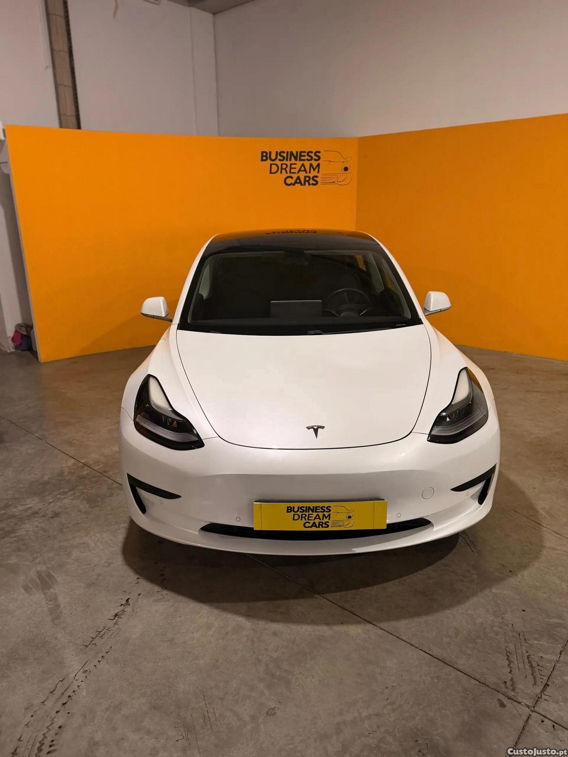 Tesla Model 3 Standard Range Plus RWD — fotografia 17