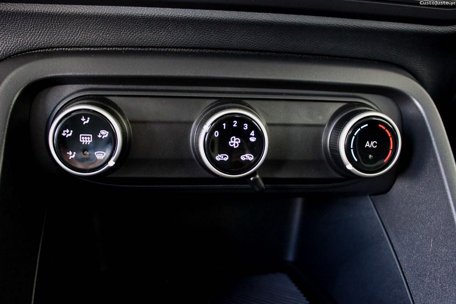 Citroën e-C3 44 kWh Plus — fotografia 5