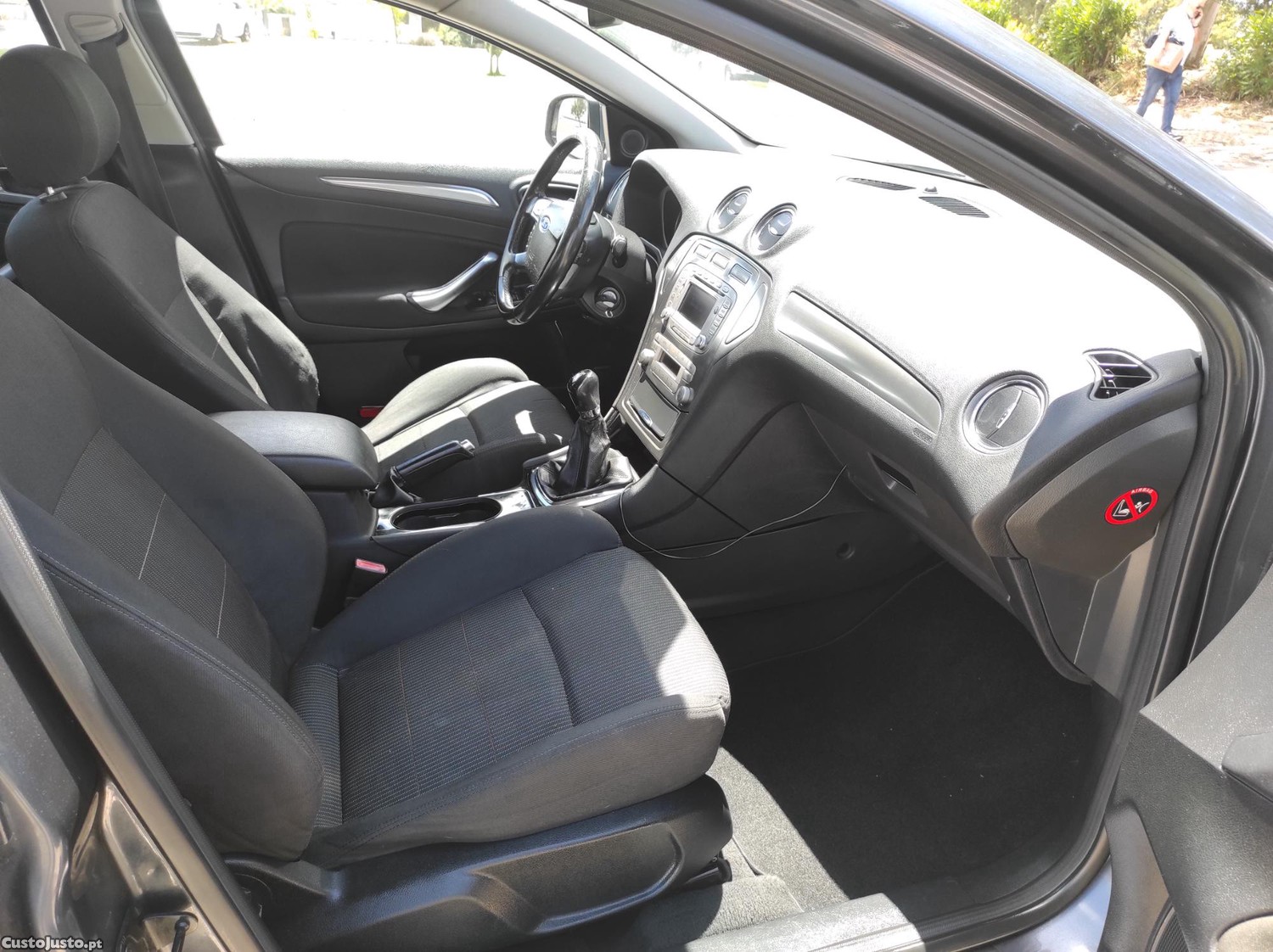 Ford Mondeo SW 1.8 TDCI Titanium — fotografia 9