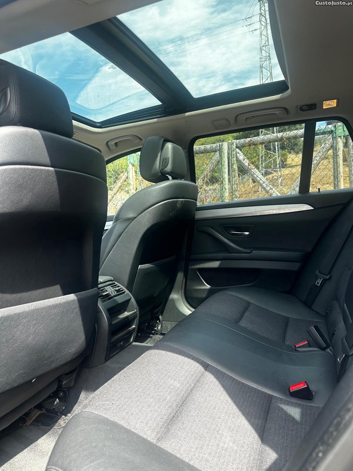 BMW 520 Touring — fotografia 3