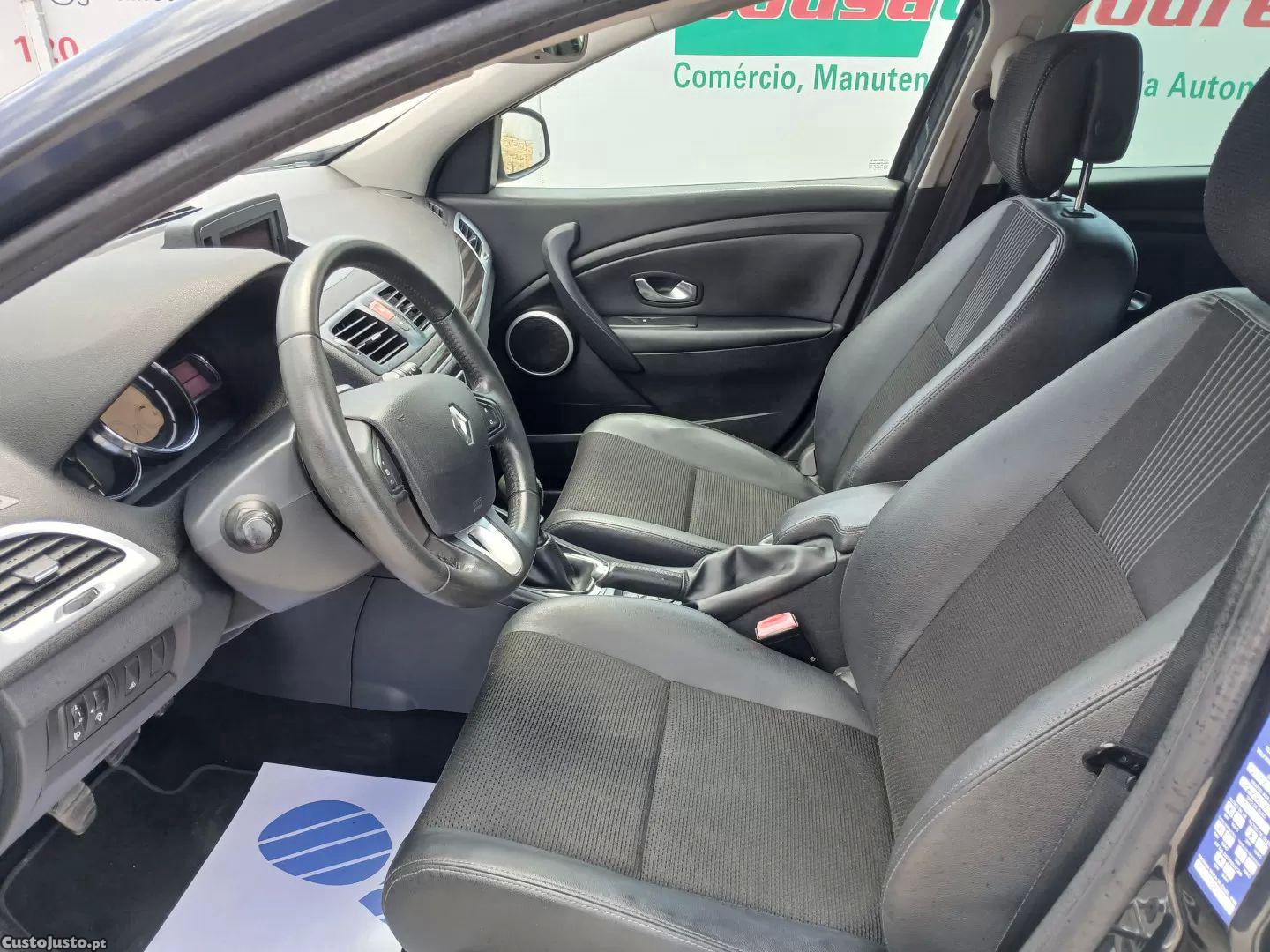 Renault Mégane 1.5 dci dynamique — fotografia 12