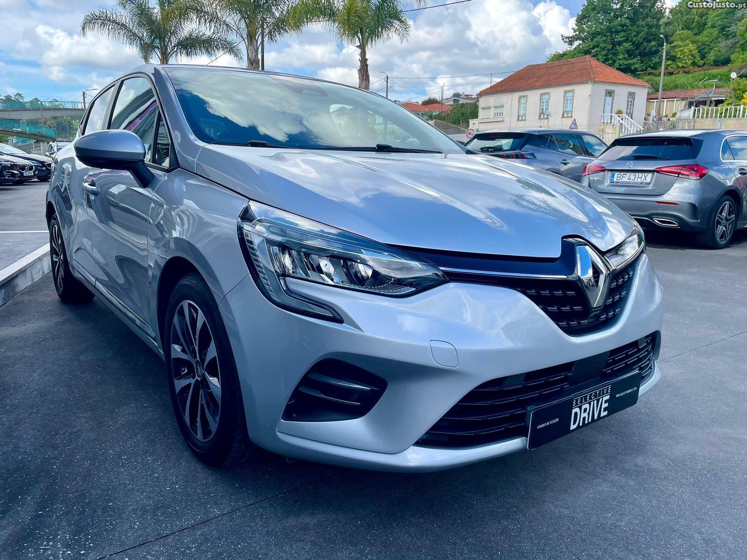 Renault Clio 1.0 TCe Intens — fotografia 11