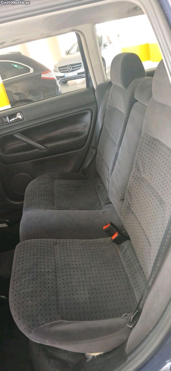 Volkswagen Passat 1.9cc — fotografia 3