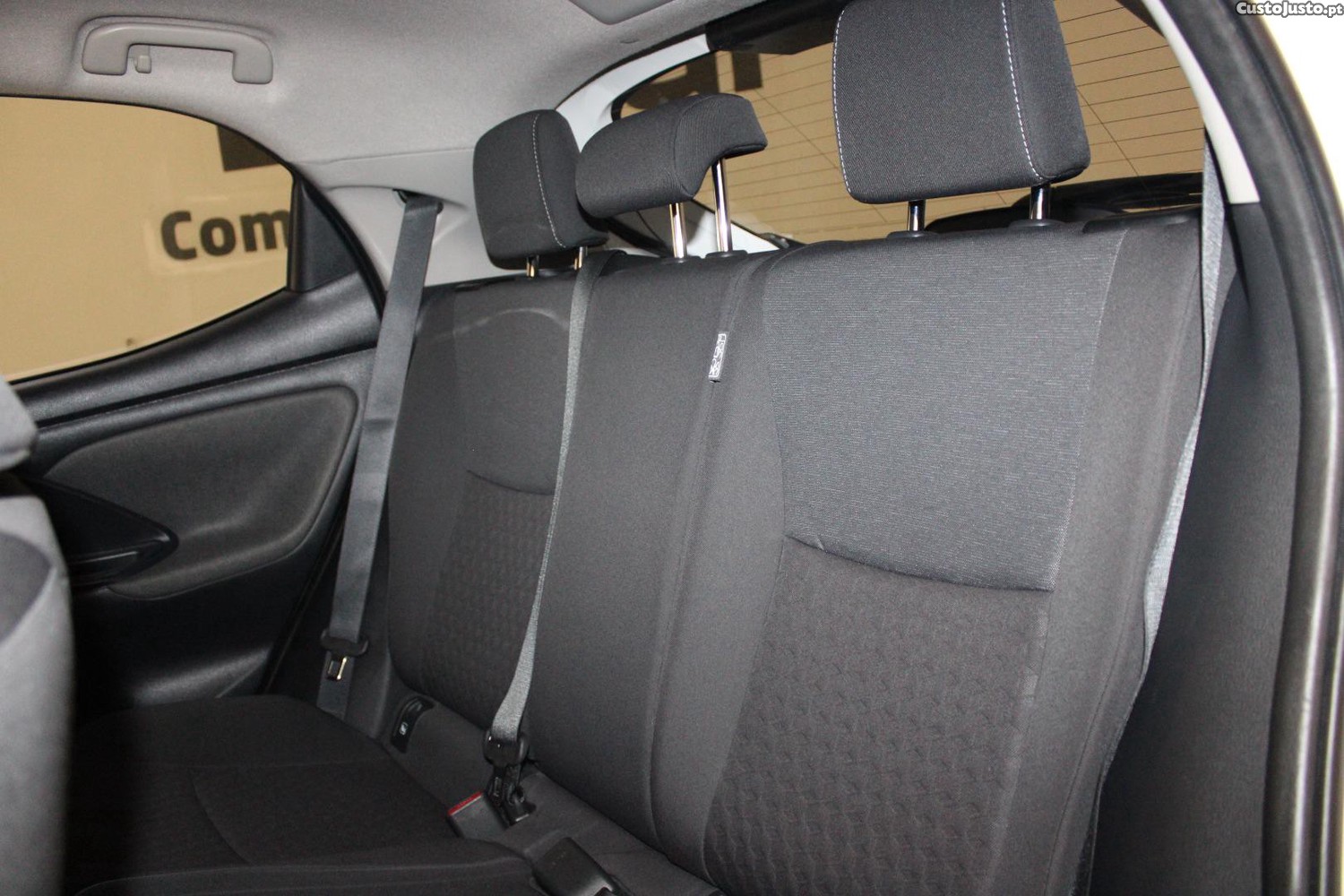 Toyota Yaris 1.5 HDF EXCLUSIVE (AUTO) — fotografia 8