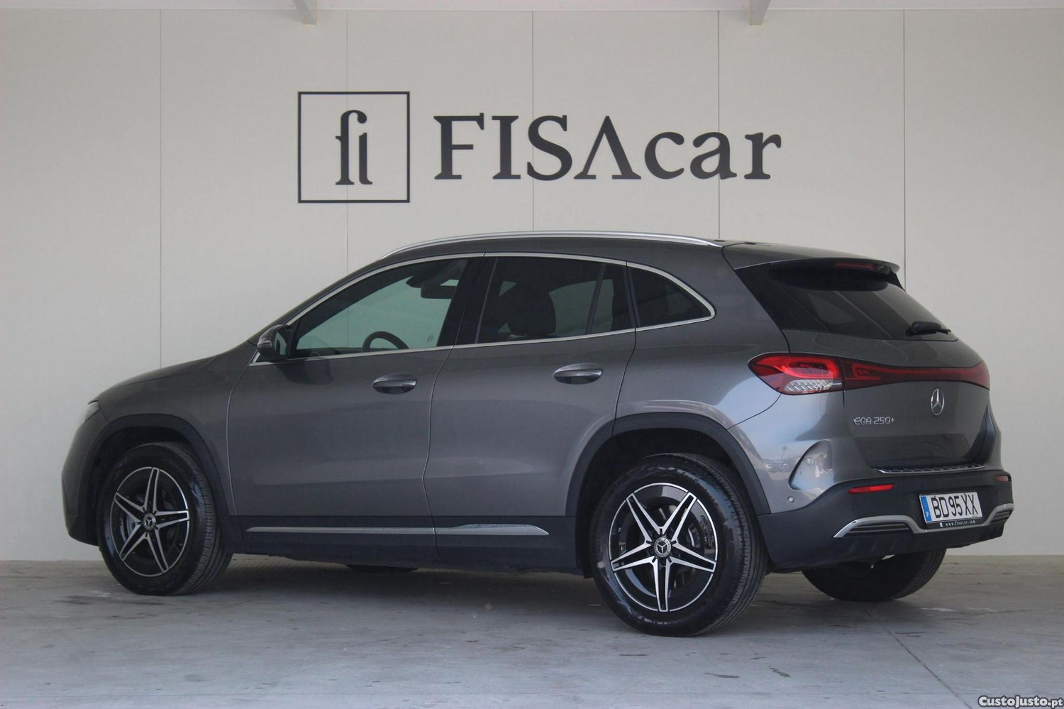 Mercedes-Benz EQA 250+ AMG Line - 23 — photo 3