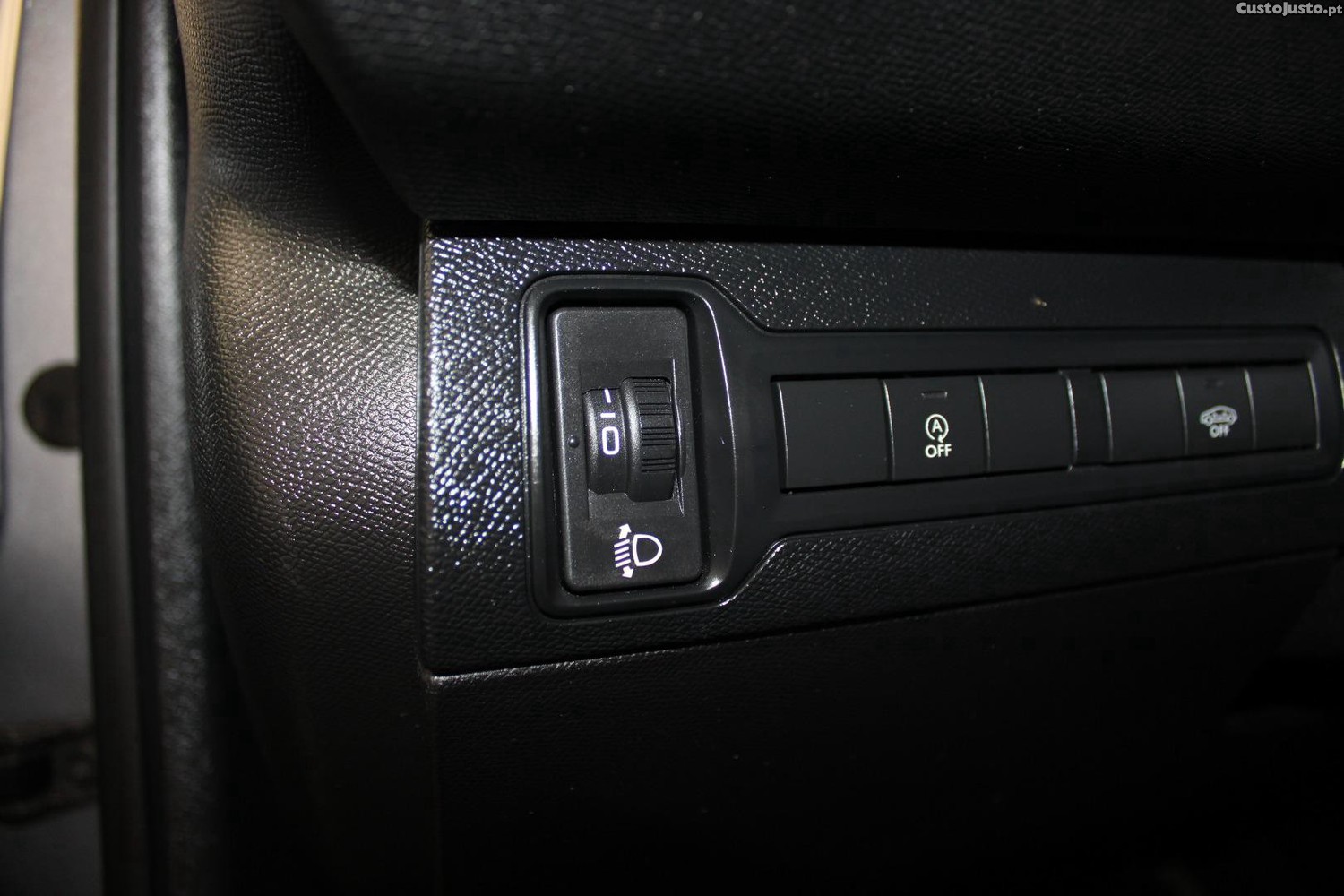 Peugeot 308 SW 1.5 BHDI BUSINESS LINE — fotografia 19