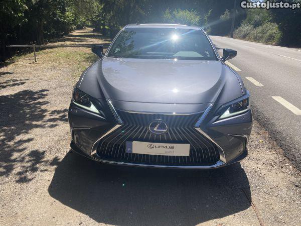Lexus ES 300h Special Edi — fotografia 19