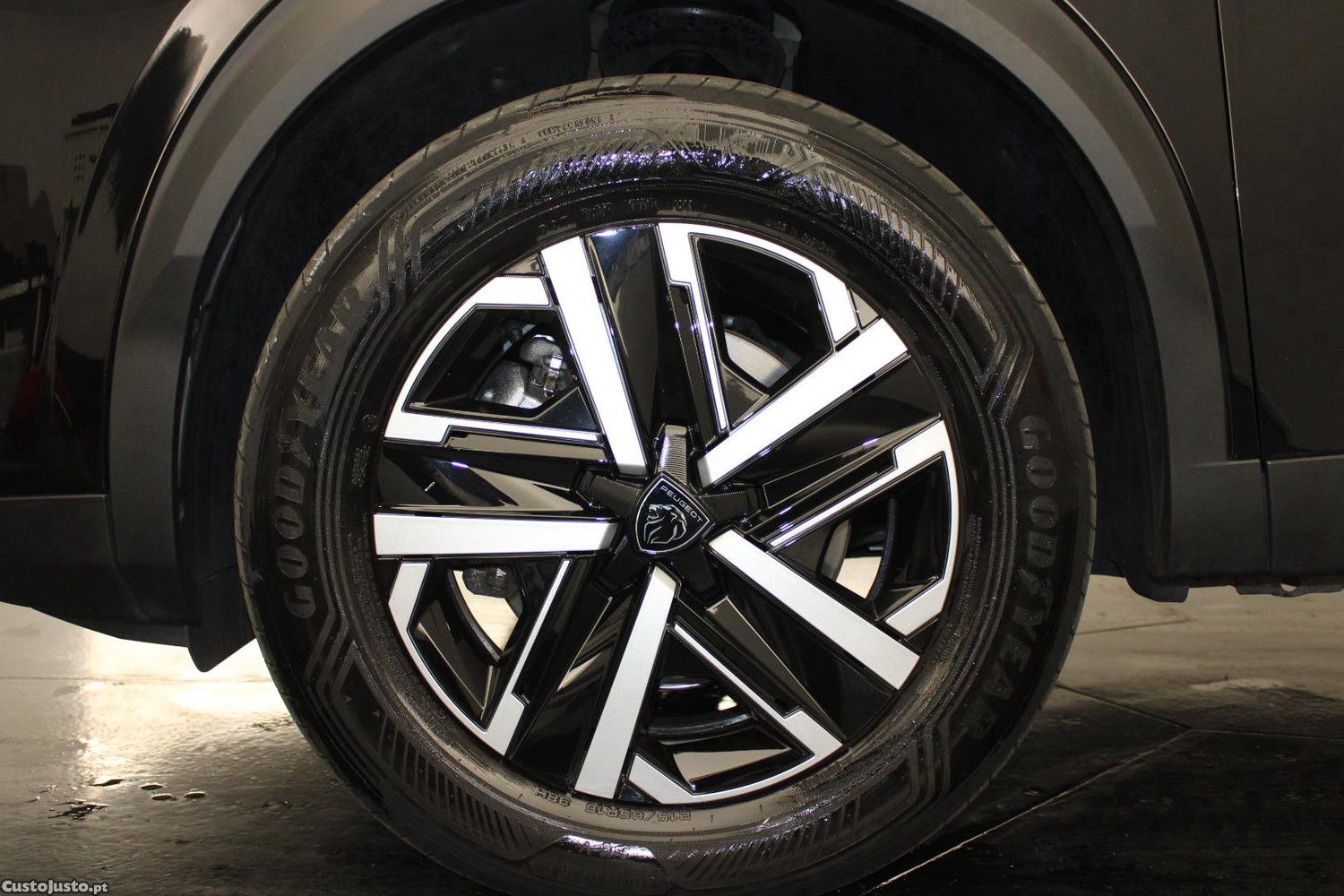 Peugeot 2008 1.5 BHDI ACTIVE (AUTO) — fotografia 3