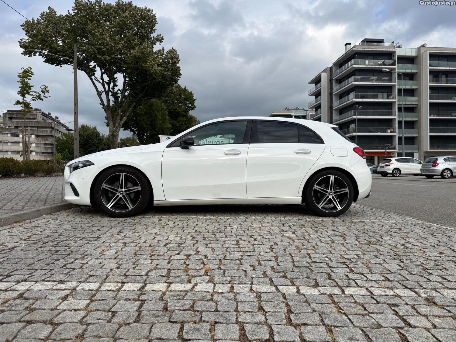 Mercedes-Benz A 180 180 D - 18 foto 2