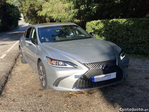 Lexus ES 300h Special Edi — fotografia 9