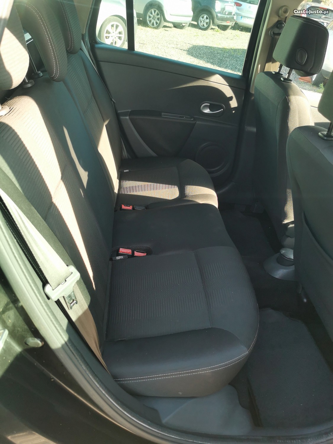 Renault Clio 1.5DCI C/GPS — fotografia 4
