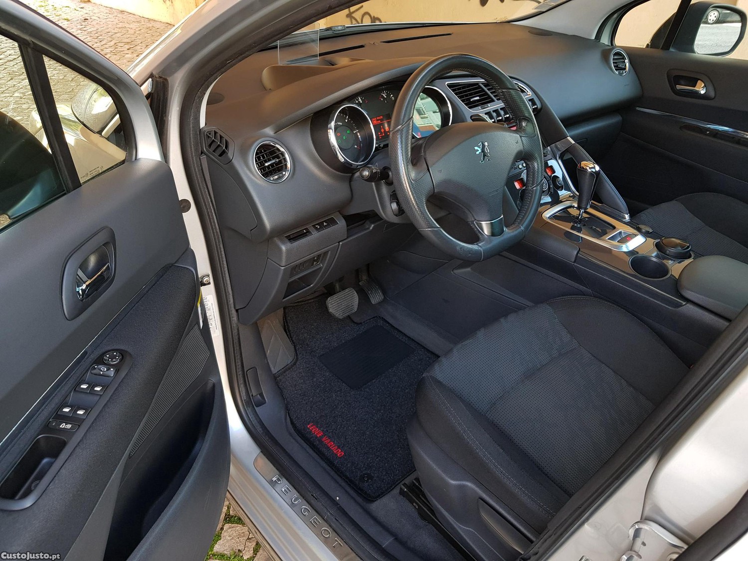 Peugeot 3008 1.6 HDi 110cv Automático — fotografia 15