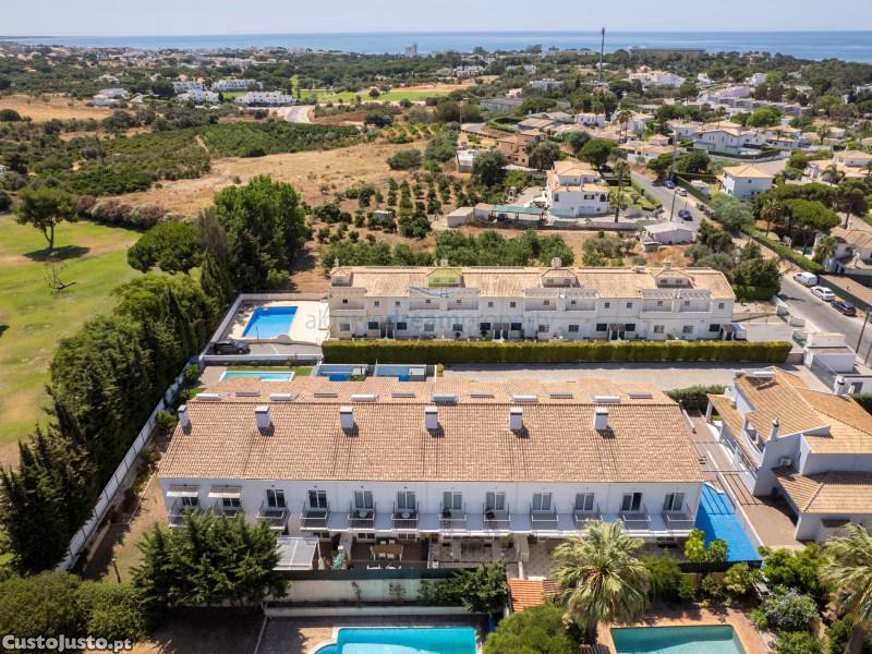 Magnifica Villa V4 Com Piscina Privada E...