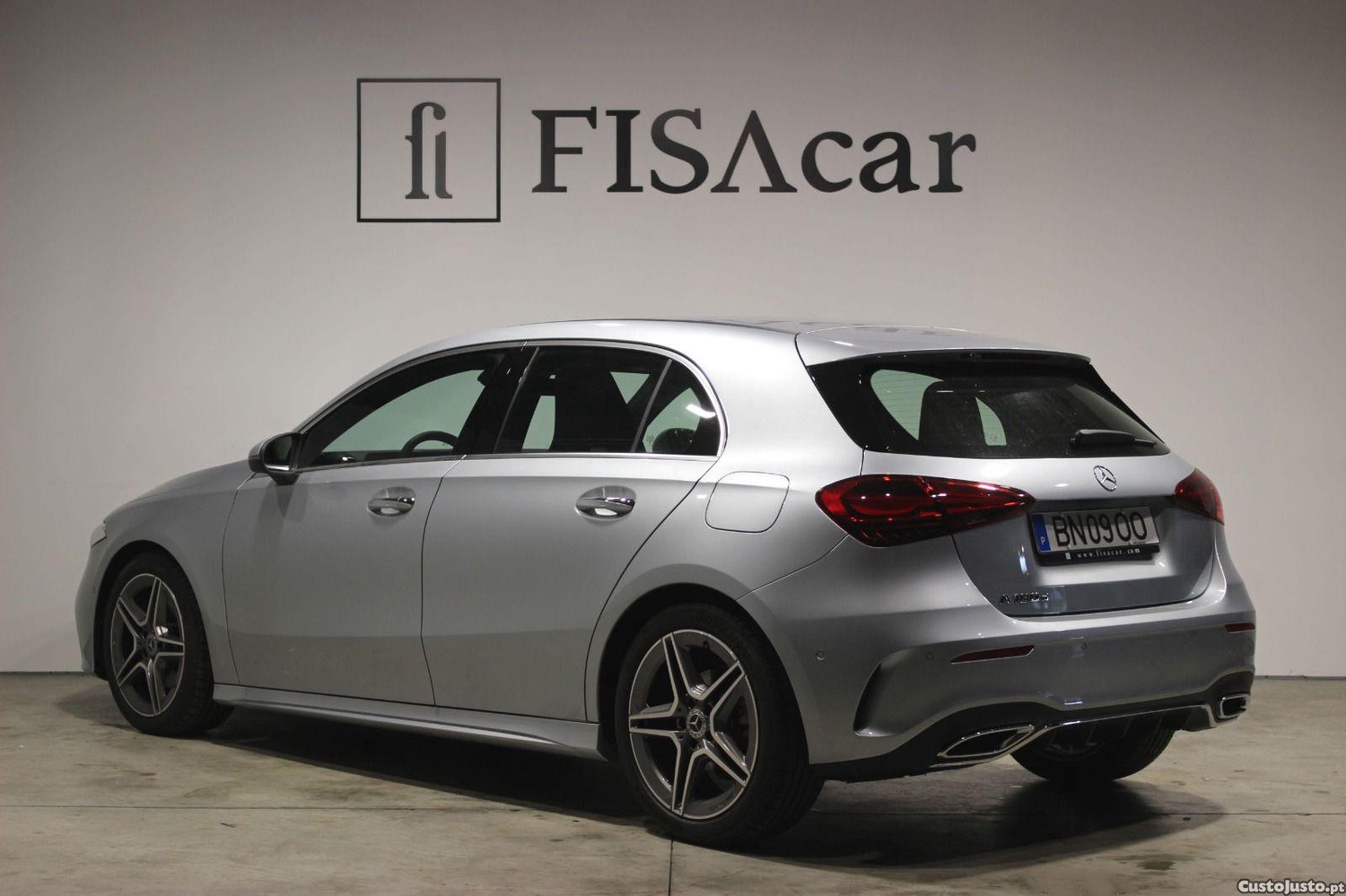 Mercedes-Benz A 180 D AMG LINE AUT. — fotografia 24