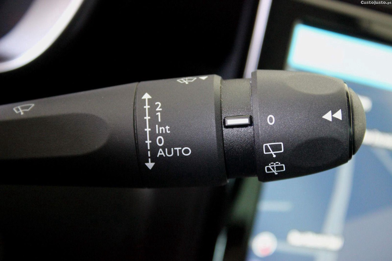 Citroën C3 1.2 PURETECH FEEL PACK — fotografia 12