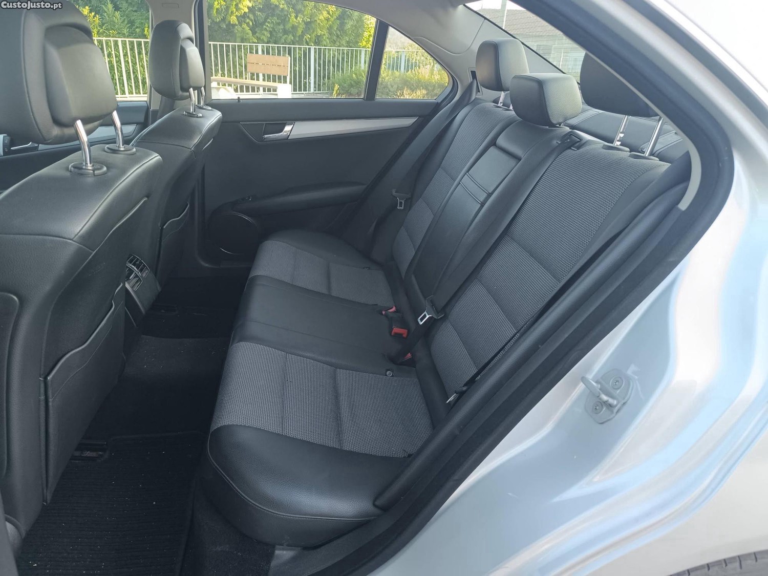 Mercedes-Benz C 200 Cdi — fotografia 7