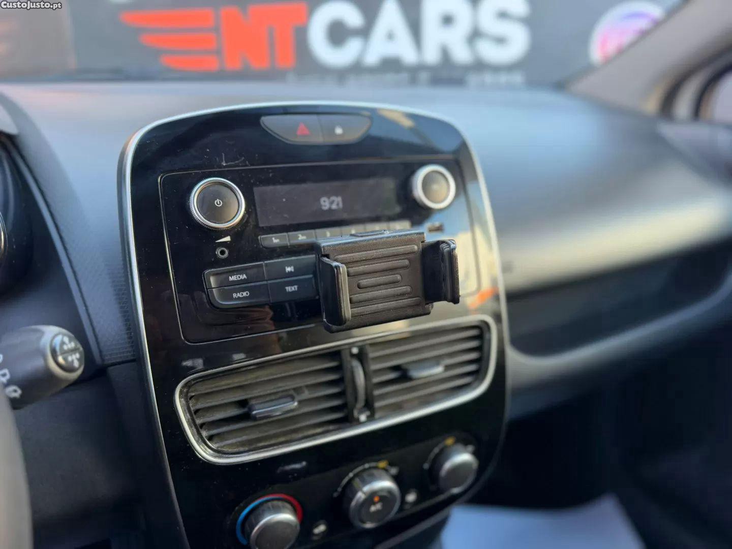 Renault Clio 1.5 dci zen — fotografia 8