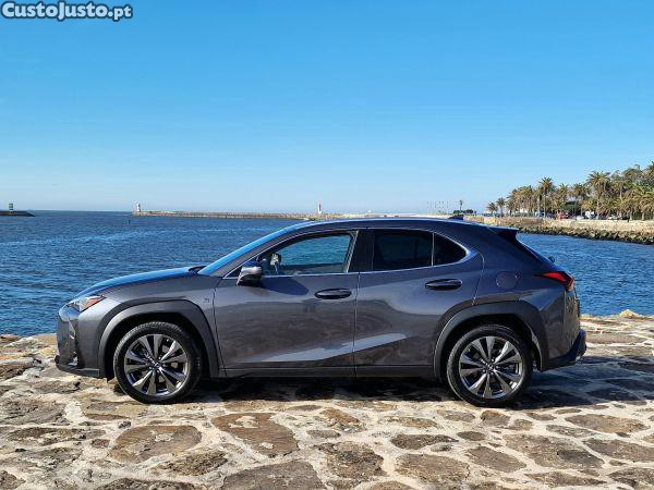 Lexus NX UX 250h Sport - 23 foto 3