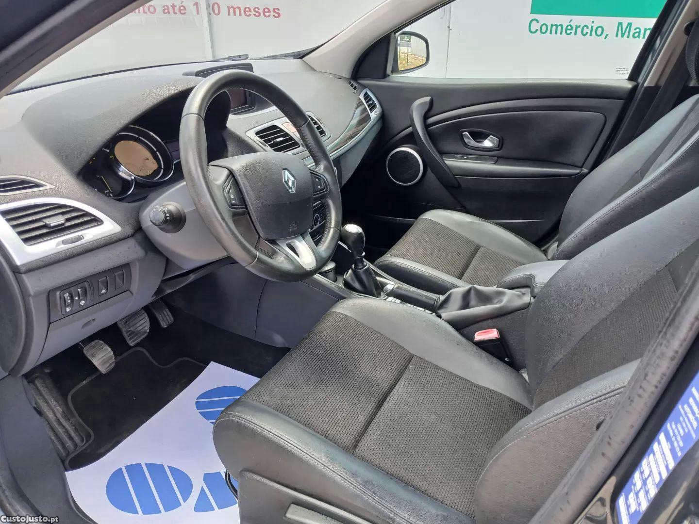 Renault Mégane 1.5 dci dynamique — fotografia 11