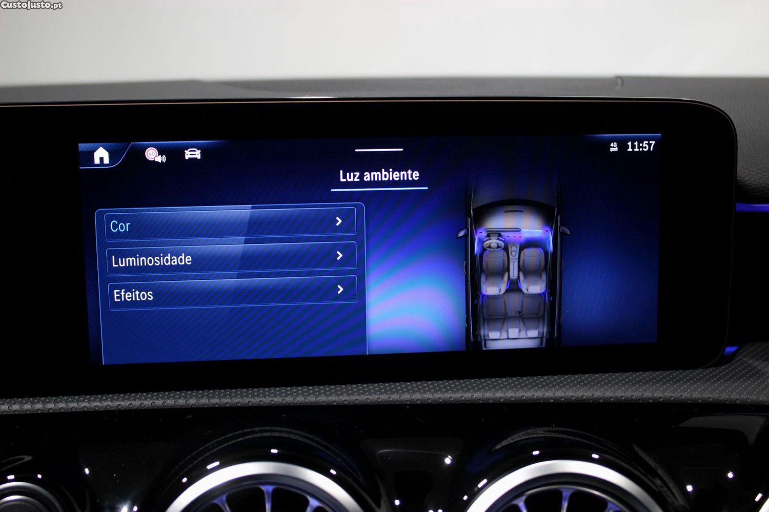 Mercedes-Benz A 180 D AMG LINE AUT. — fotografia 6