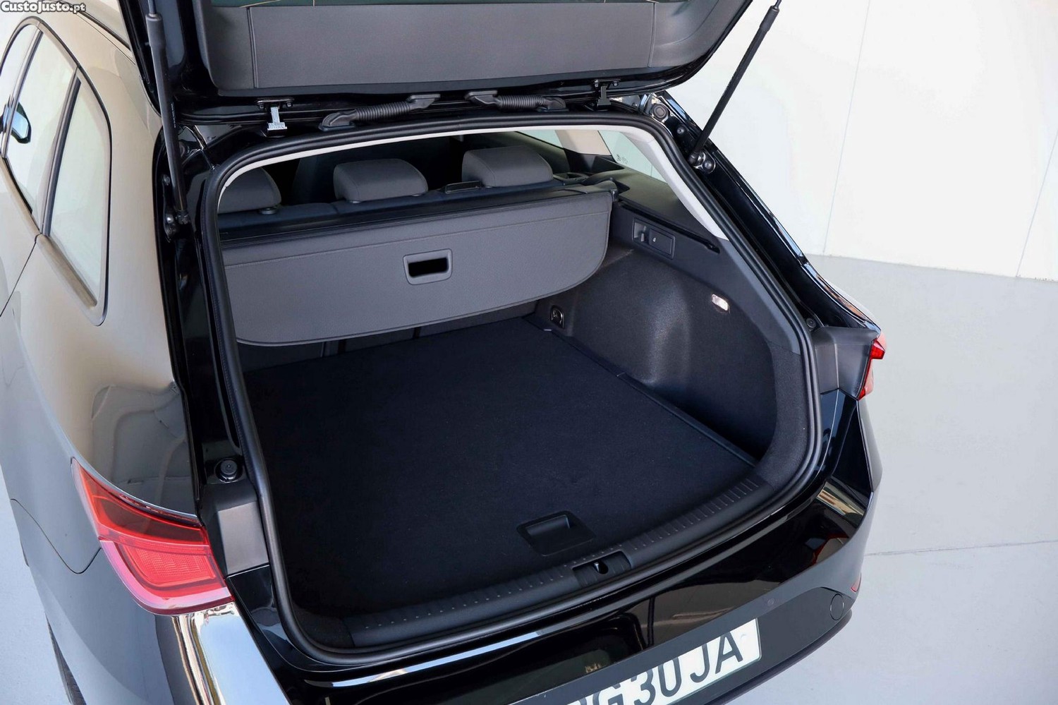SEAT Leon 2.0 TDI Style — fotografia 21