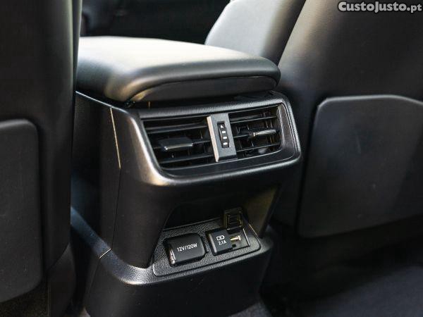 Lexus ES 300h Special Edi — fotografia 18