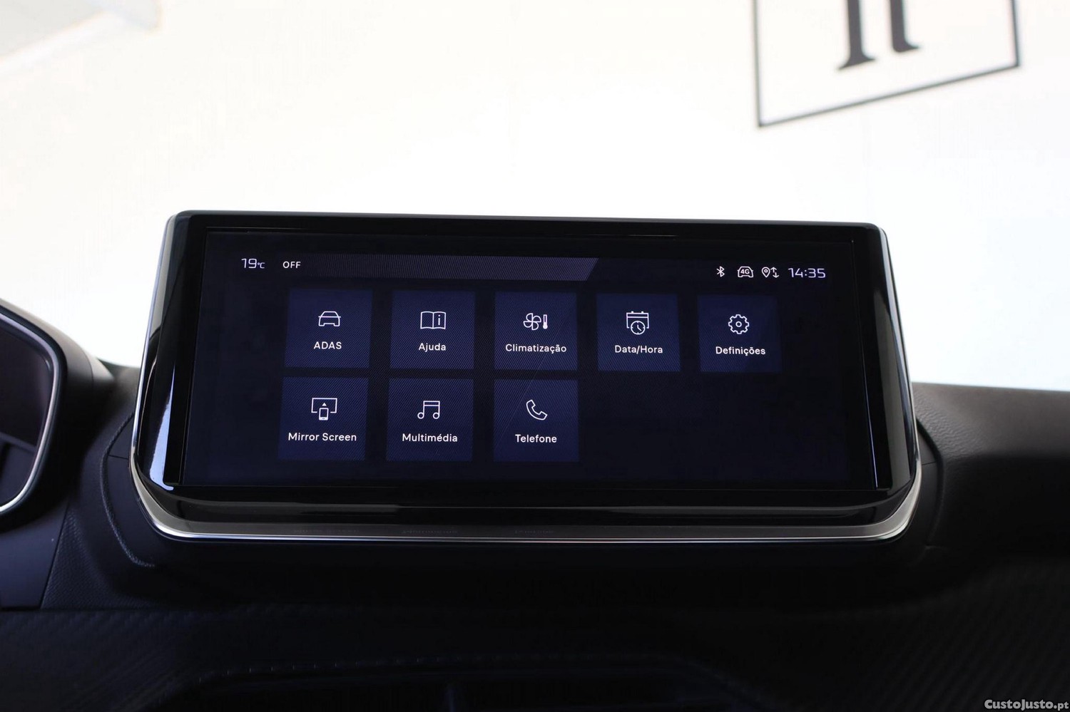 Peugeot 208 1.2 Hybrid Allure e-DCS6 — fotografia 7
