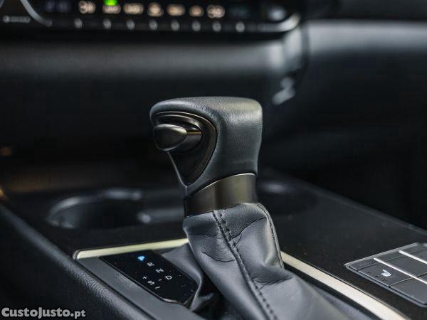 Lexus NX 250h Sport — fotografia 3