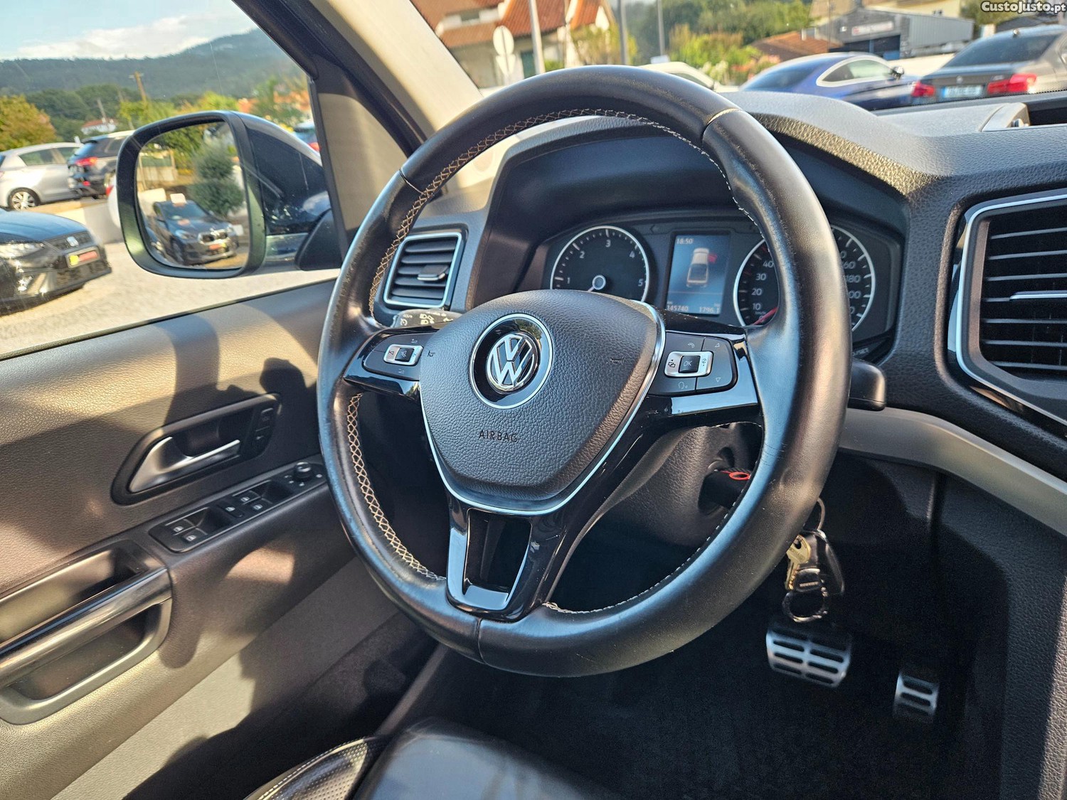 Volkswagen Amarok 3.0 V6 TDI HIGHLINE 4MOTION DSG — fotografia 5