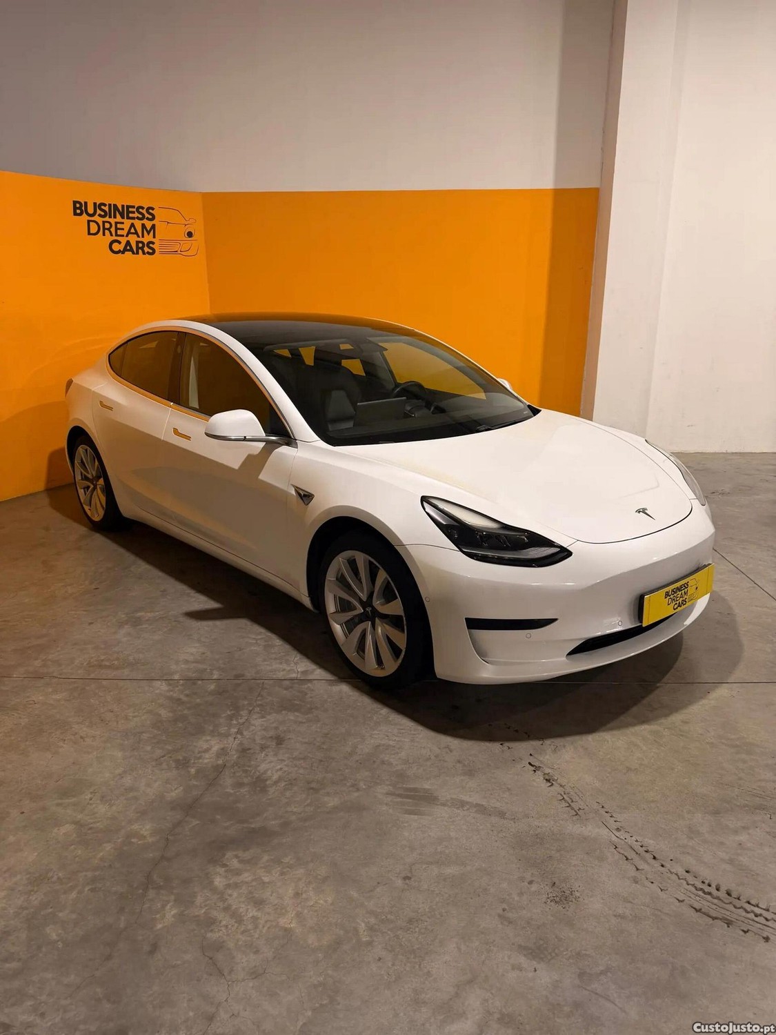 Tesla Model 3 Standard Range Plus RWD — fotografia 18