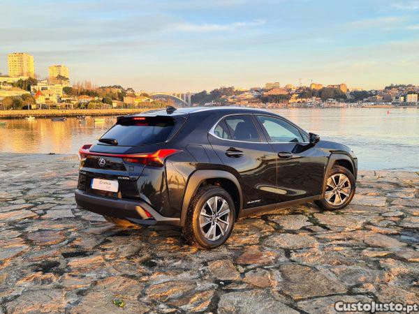 Lexus NX 300e Premium + - 21 foto 5