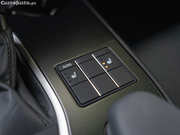Lexus NX 250h Sport — fotografia 2