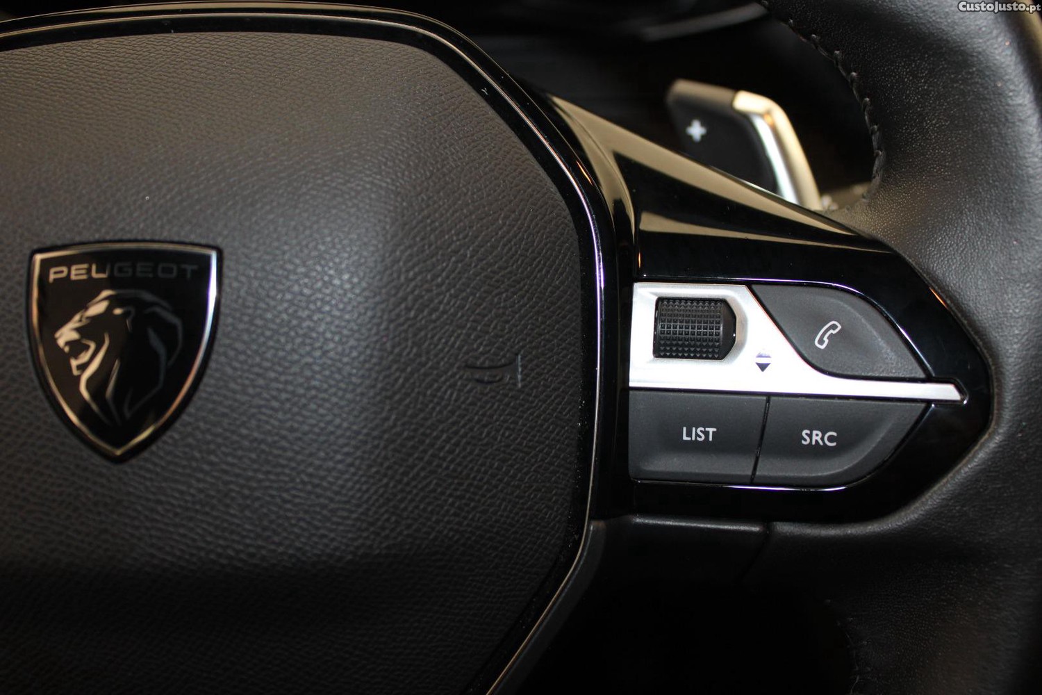 Peugeot 2008 1.5 BHDI ACTIVE (AUTO) — fotografia 19