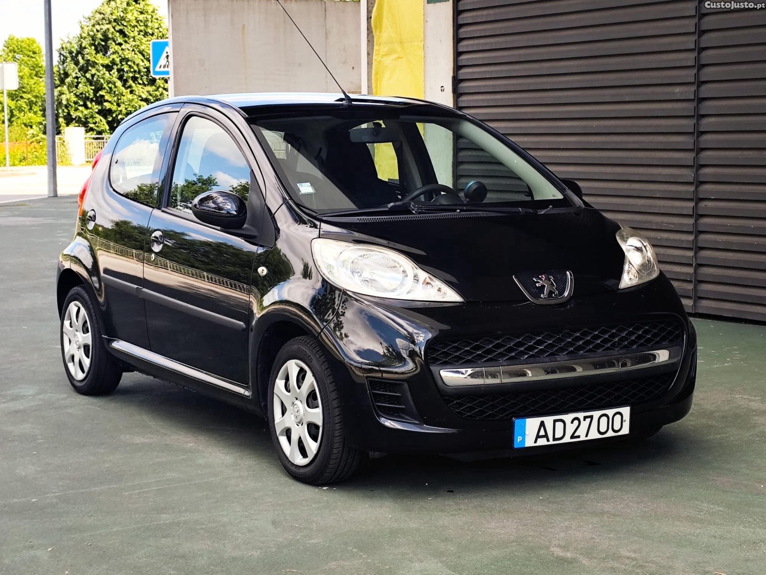 Peugeot 107 1.0 — fotografia 7