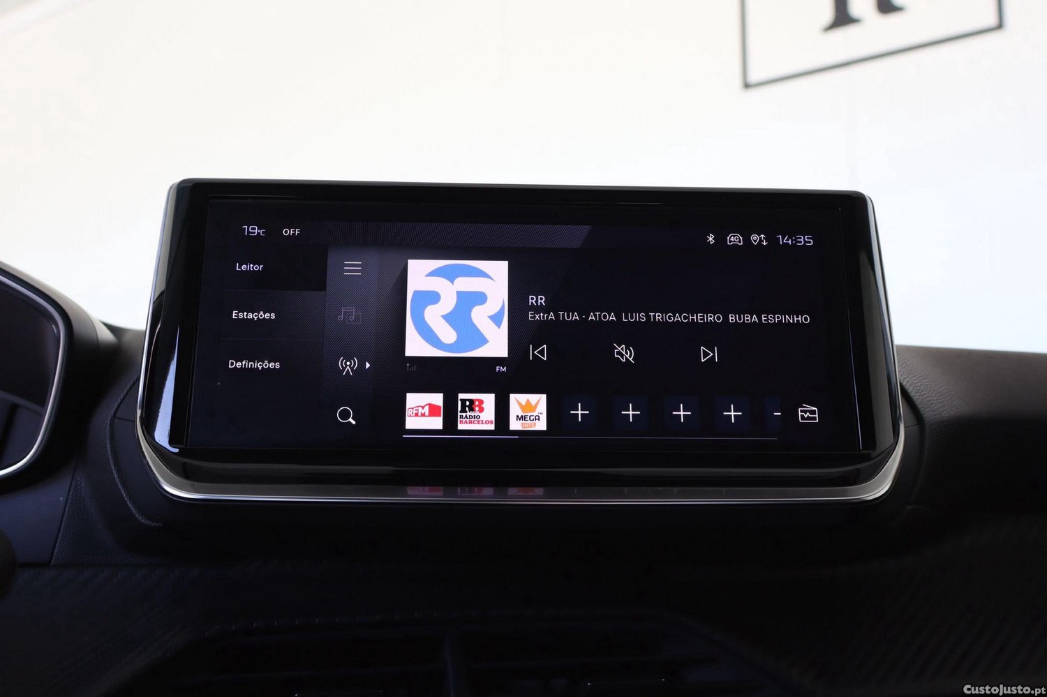 Peugeot 208 1.2 Hybrid Allure e-DCS6 — fotografia 9