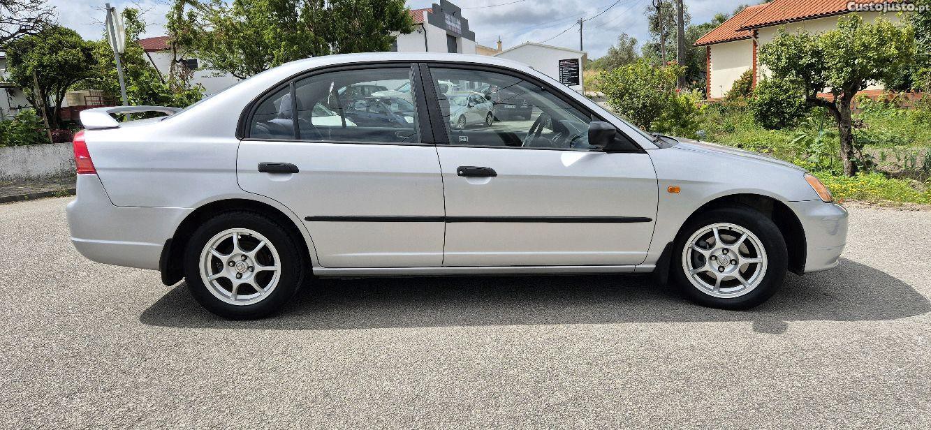 Honda Civic 1.4 I VII Três Volumes — fotografia 8