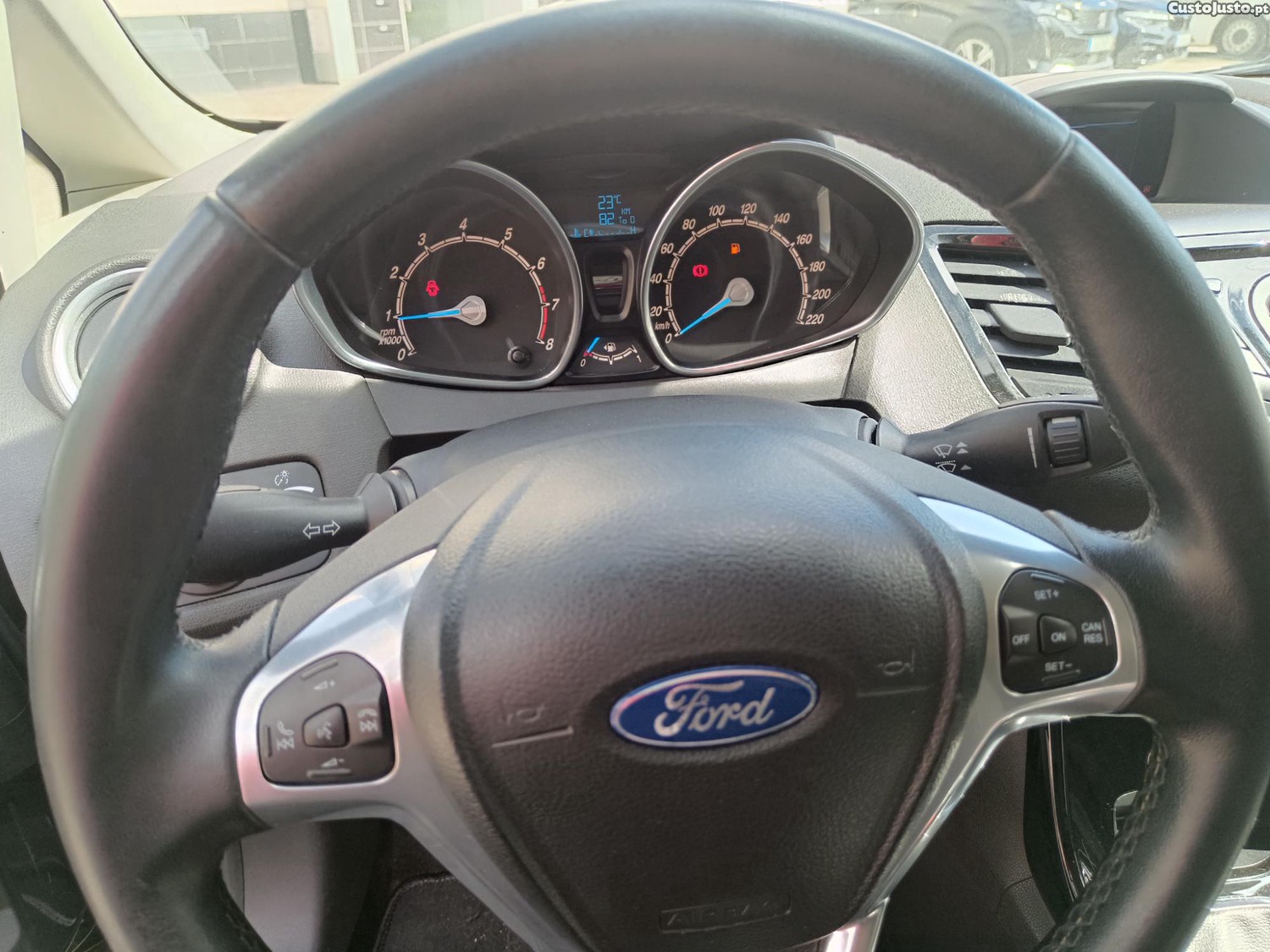 Ford Fiesta Sport — fotografia 6
