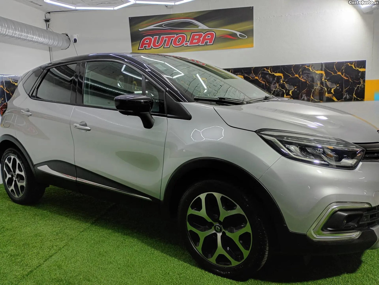 Renault Captur 0.9 TCE Exclusive — fotografia 16