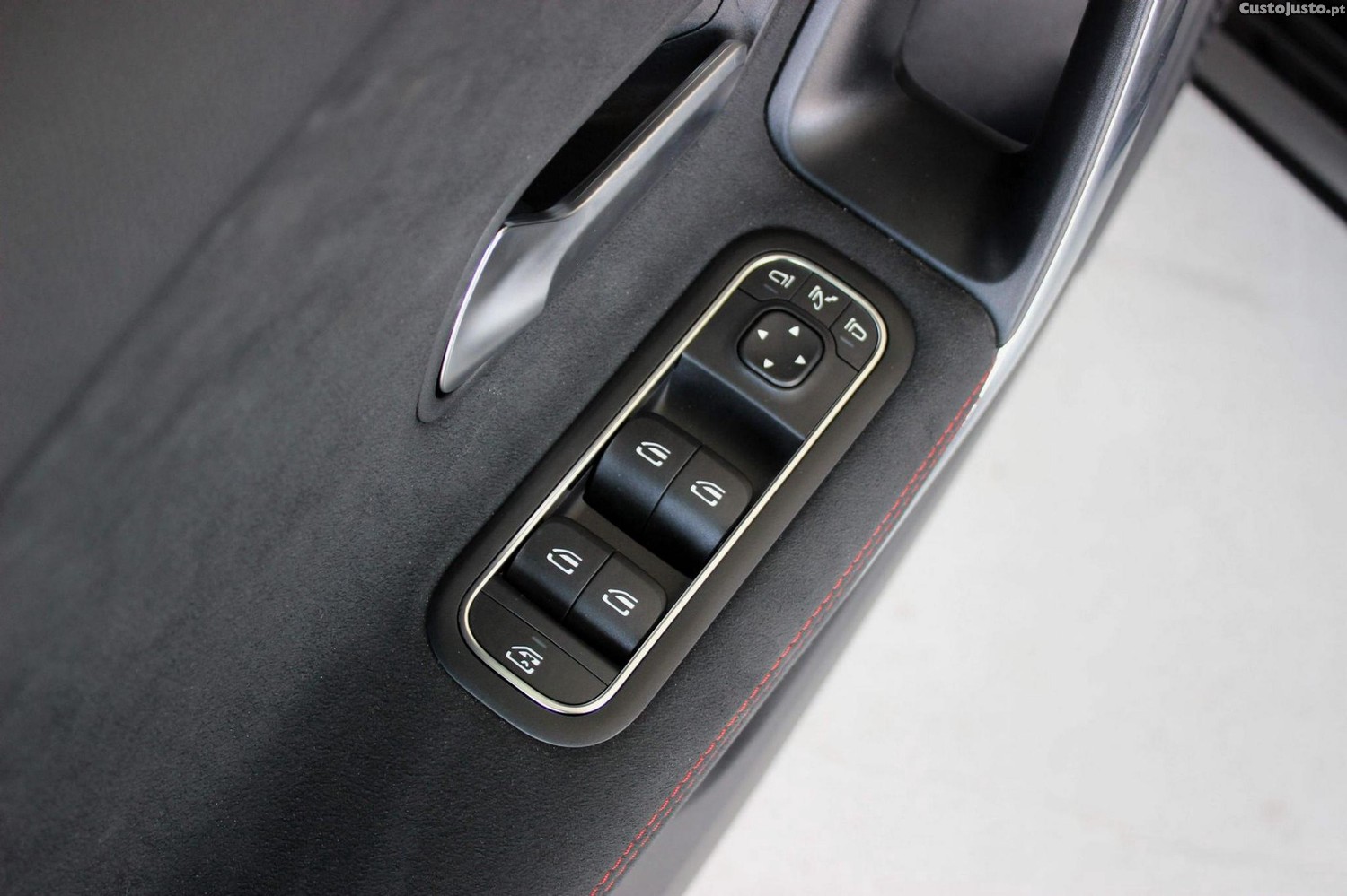 Mercedes-Benz A 180 d — fotografia 20