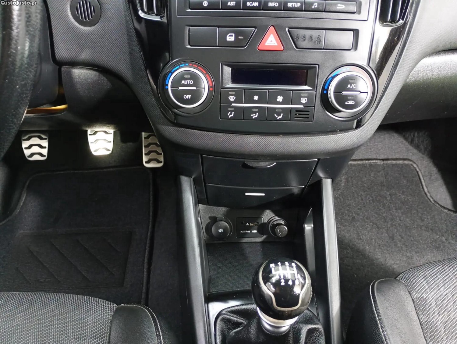 Kia Ceed Super estimada — fotografia 8