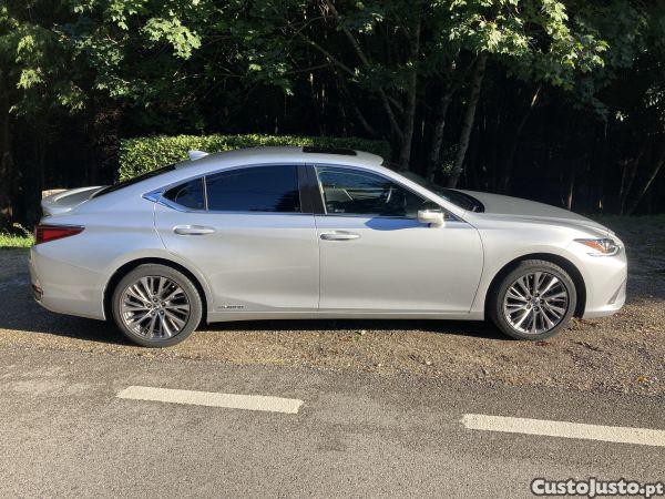 Lexus ES 300h Special Edi — fotografia 10