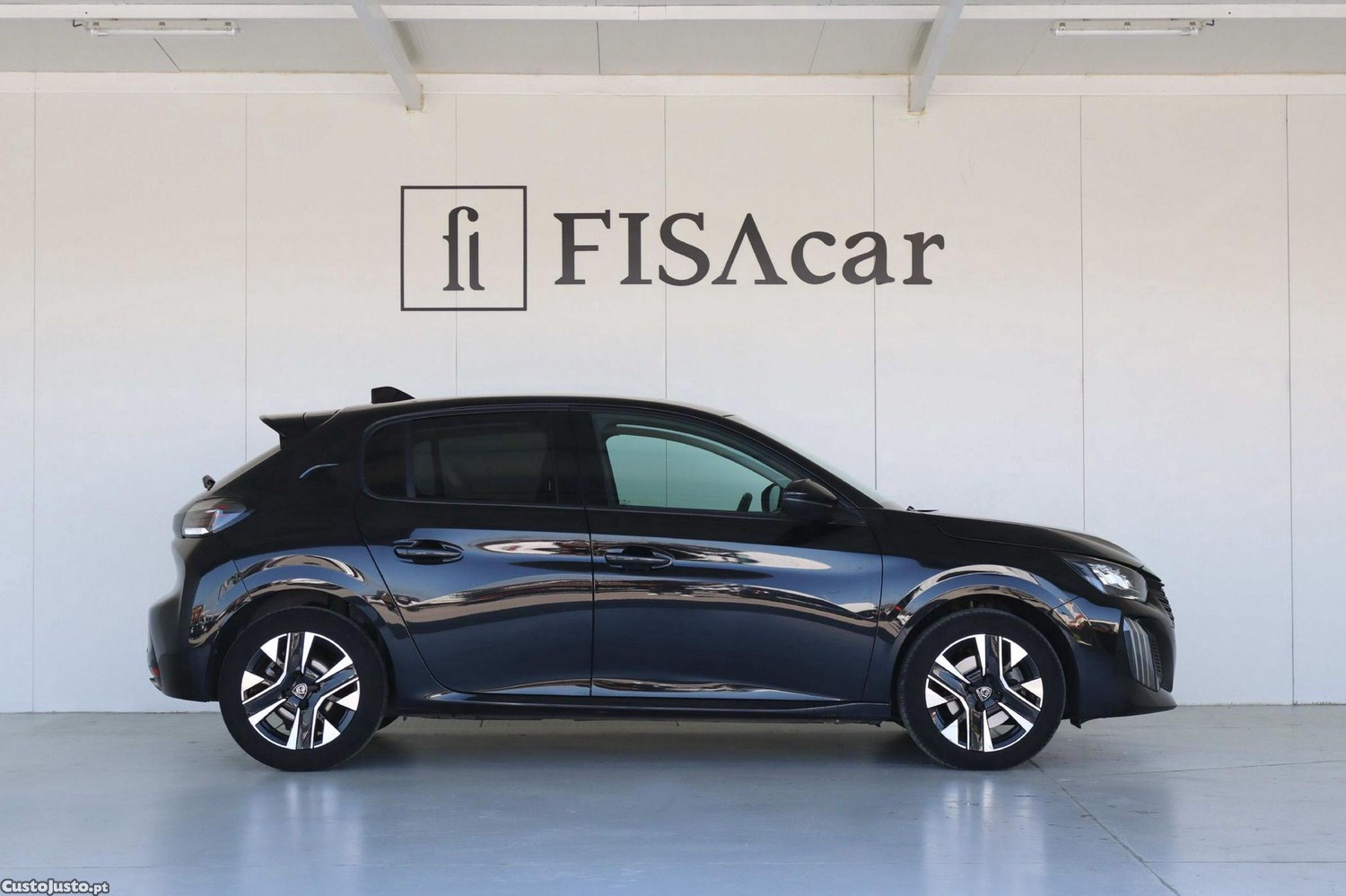Peugeot 208 1.2 Hybrid Allure e-DCS6 — fotografia 26