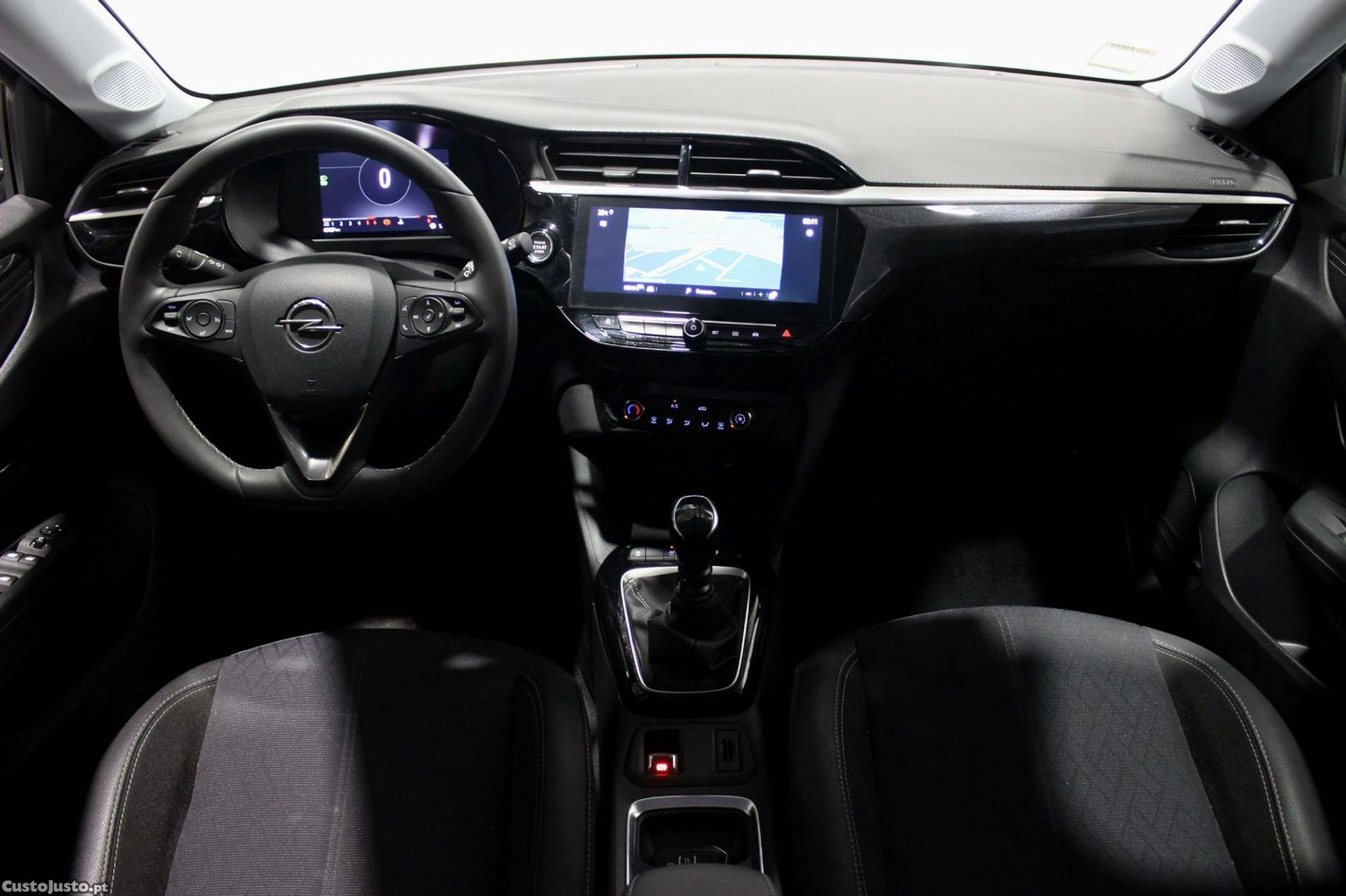 Opel Corsa 1.5 D Elegance — fotografia 11