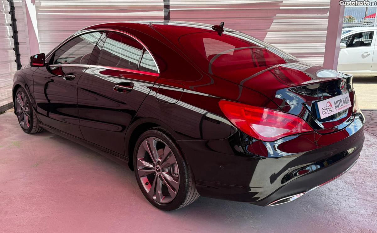 Mercedes-Benz CLA 200 d Urban — fotografia 6